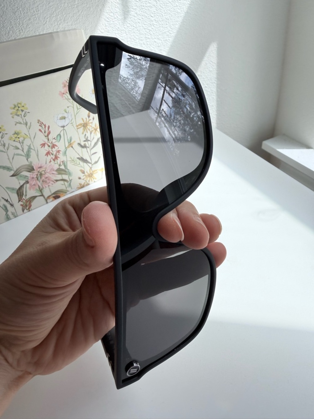 Blenders SciFi Sunglasses-Dark Flatter - Picture 7 of 12